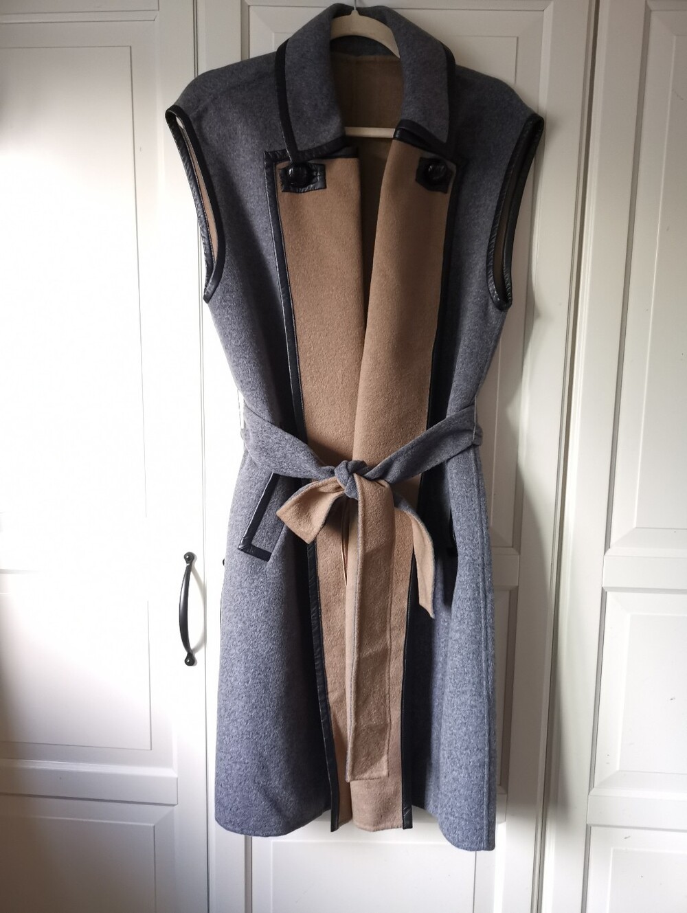 DKNY Wool Cashmere Reversible Belted Vest Leather Trim S/M
